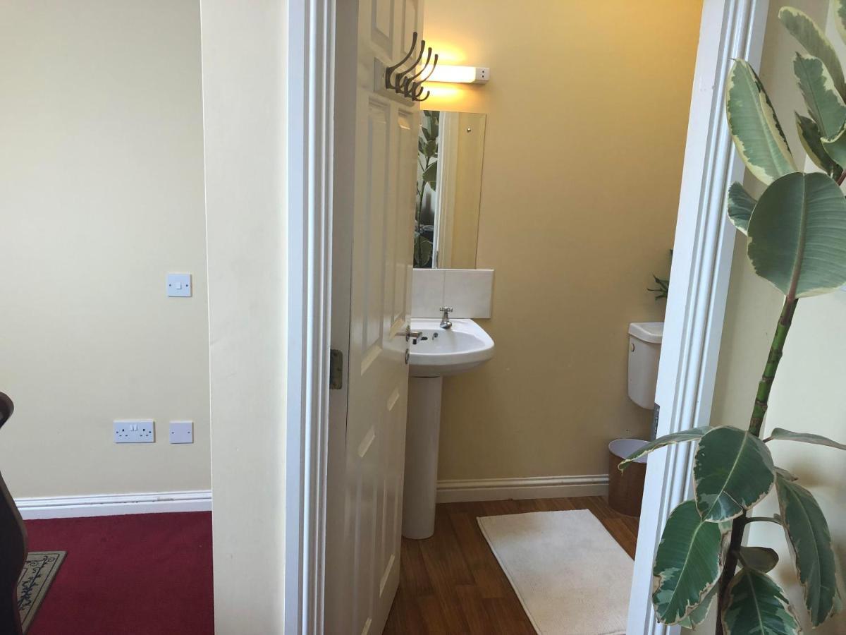 Railway Avenue Rooms Clifden Exterior photo